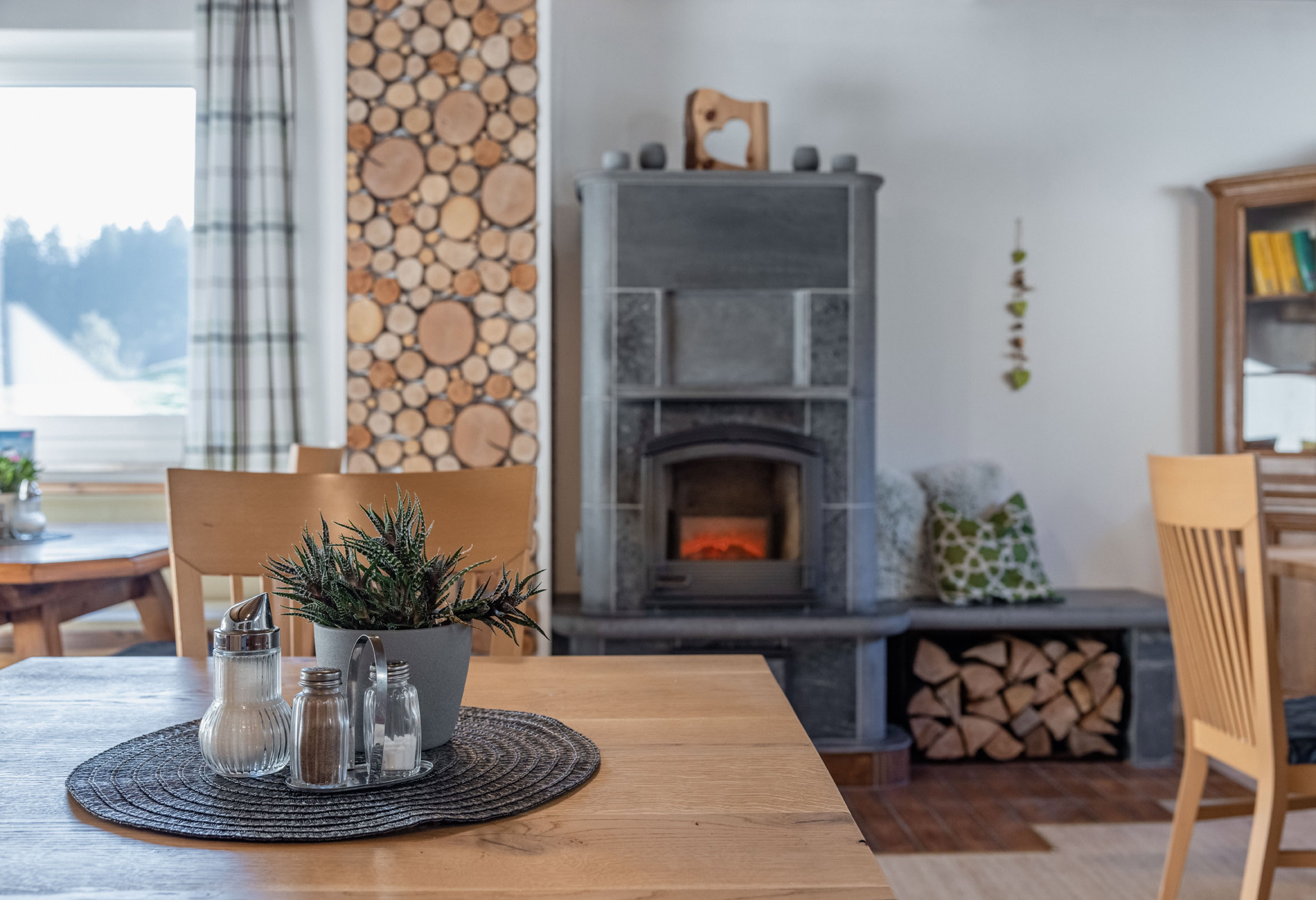 Gästehaus Nassfeld - Kaminzimmer